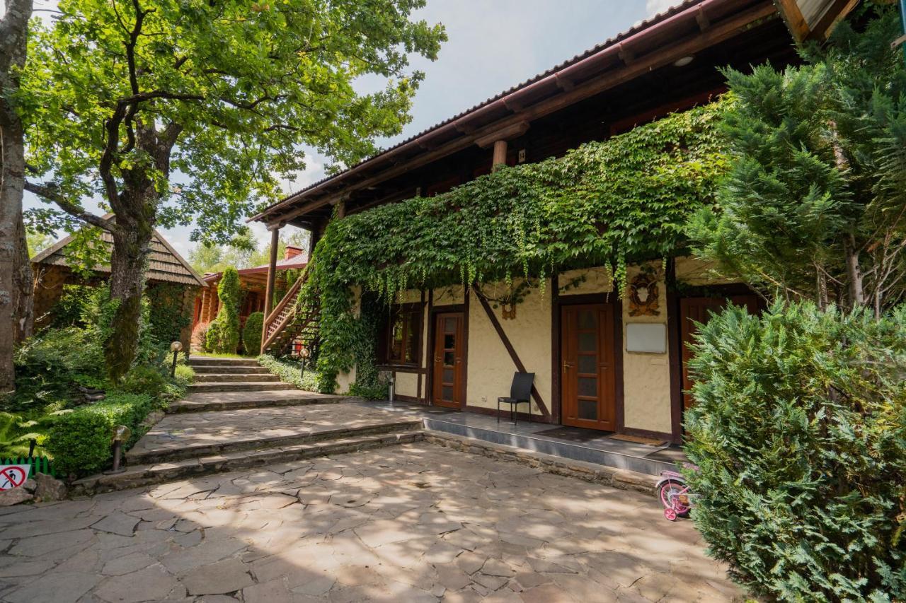 Villa Garden Hotel Solochin Exterior foto
