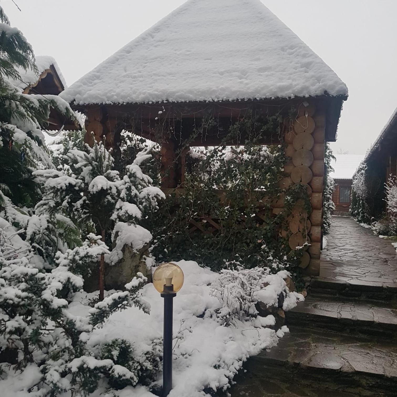 Villa Garden Hotel Solochin Exterior foto