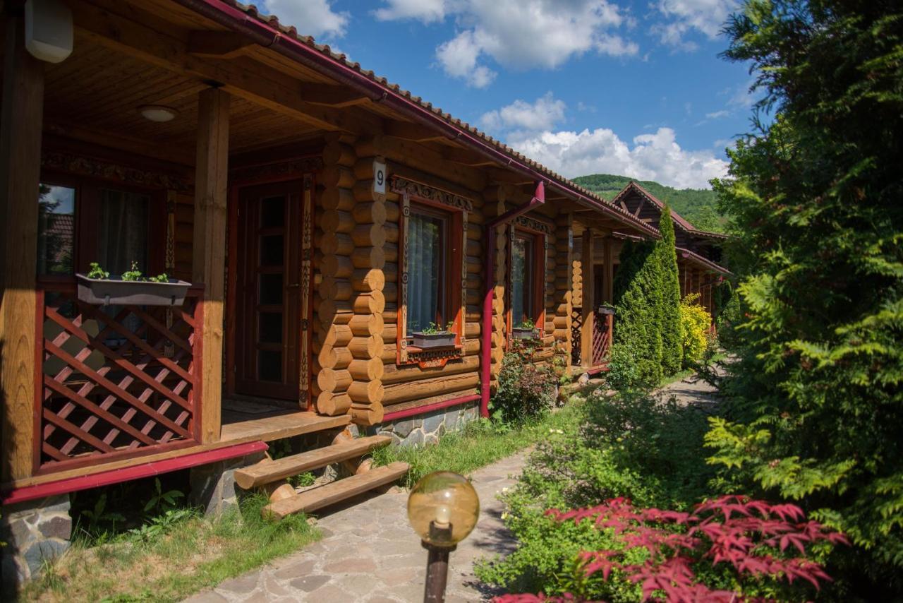 Villa Garden Hotel Solochin Exterior foto